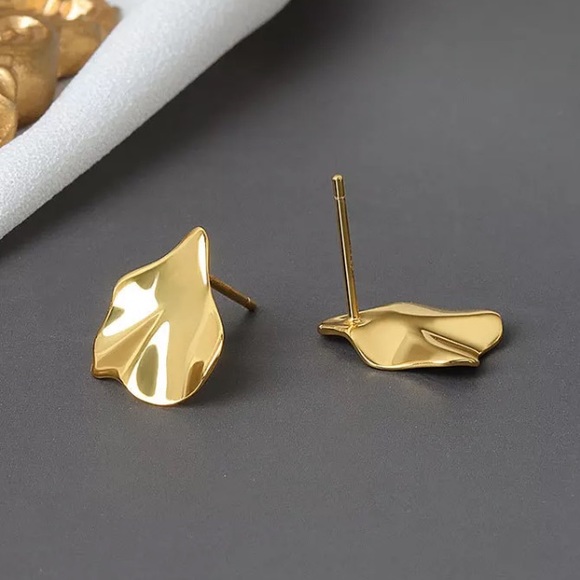 Gold Plated Stud Earrings - Picture 3 of 3